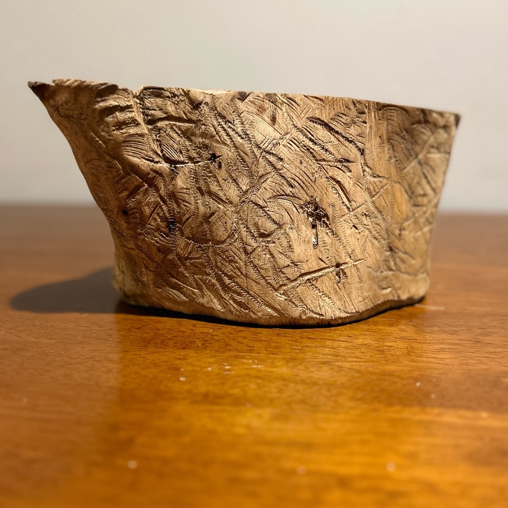 Wood bowl